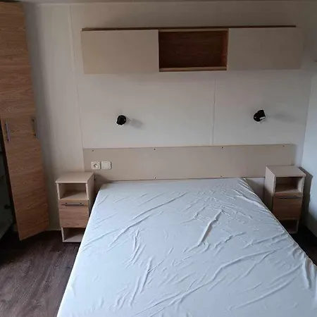 Mh306 - Charmettes Kamp alanı Les Mathes